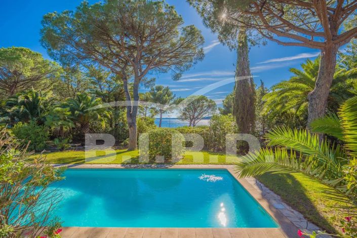 Image No.4-7 Bed House for sale