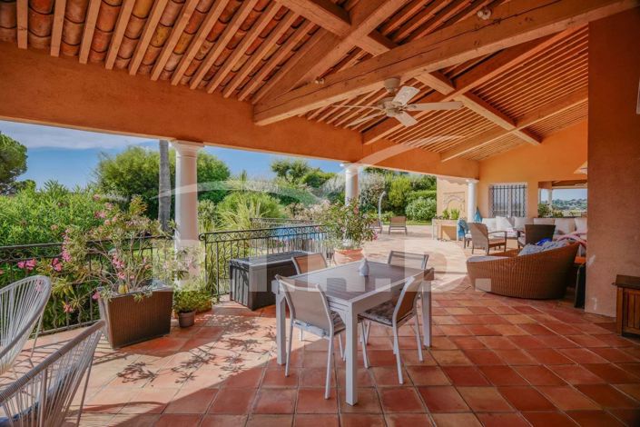 Image No.6-4 Bed House for sale