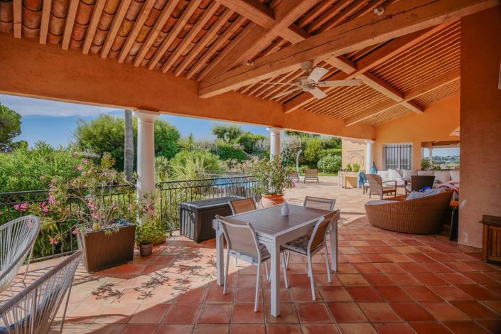 Image No.6-4 Bed House for sale