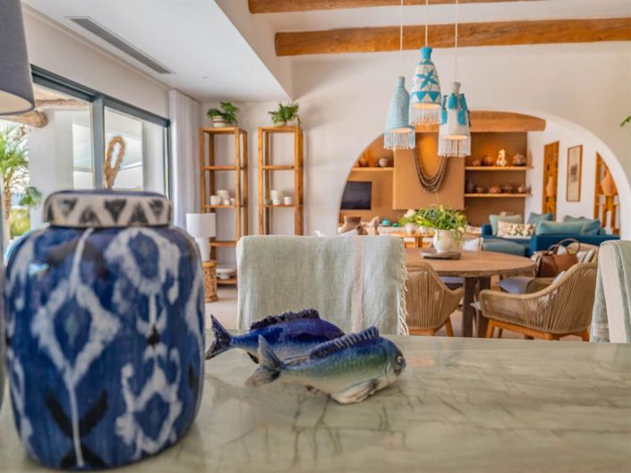 Image No.10-4 Bed House for sale