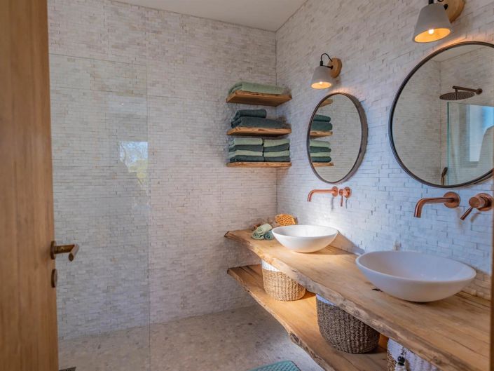 Image No.14-4 Bed House for sale