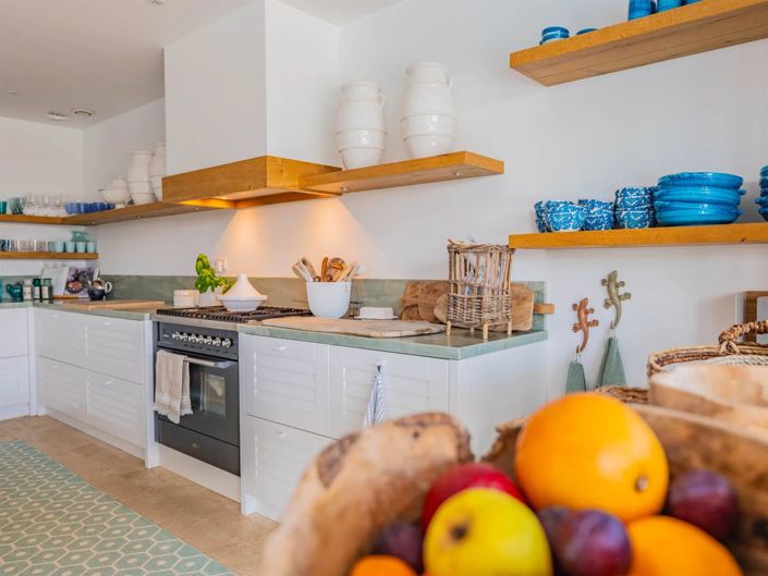 Image No.8-4 Bed House for sale