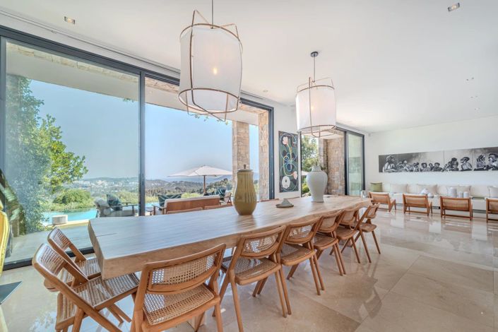 Image No.21-8 Bed House for sale