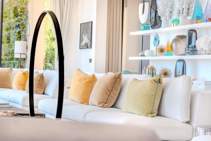 Image No.27-8 Bed House for sale