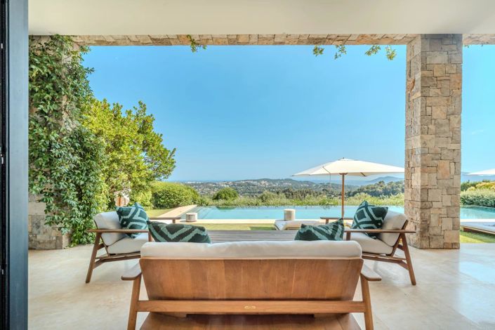 Image No.39-8 Bed House for sale