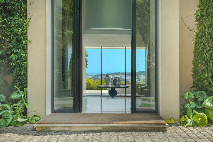 Image No.41-8 Bed House for sale