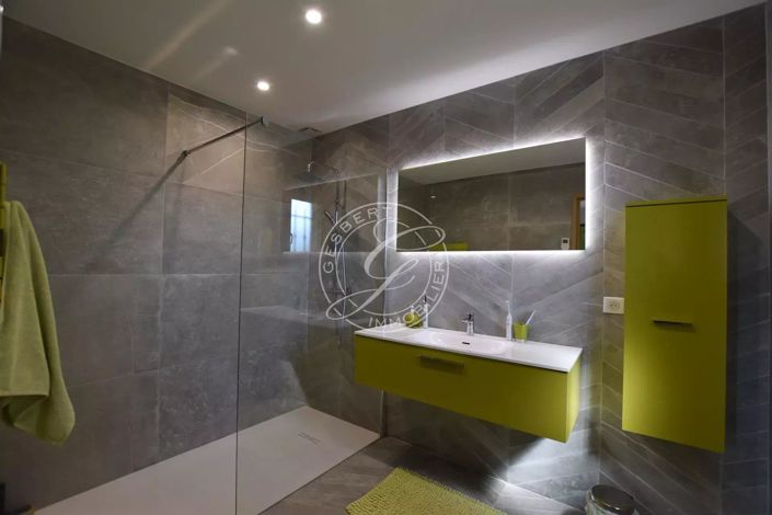 Image No.14-5 Bed House for sale