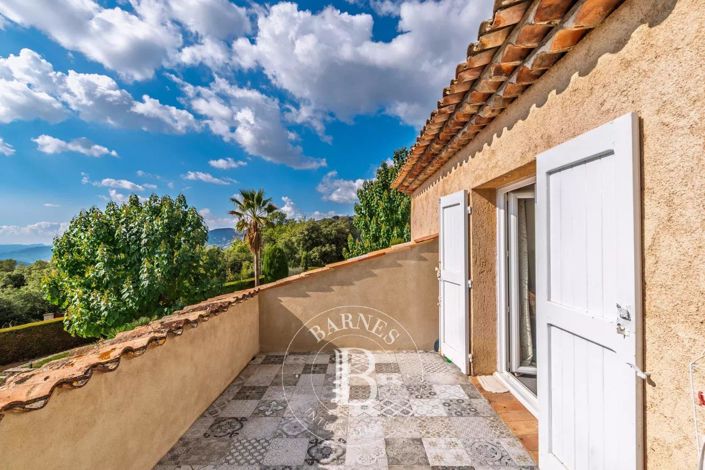 Image No.15-4 Bed House for sale