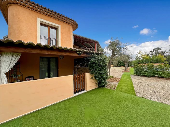 Image No.10-6 Bed House for sale