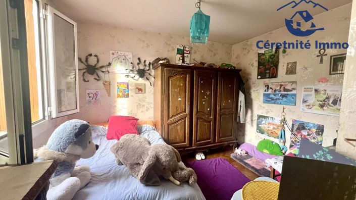 Image No.8-2 Bed Property for sale