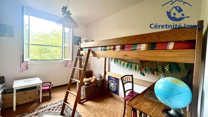 Image No.9-2 Bed Property for sale