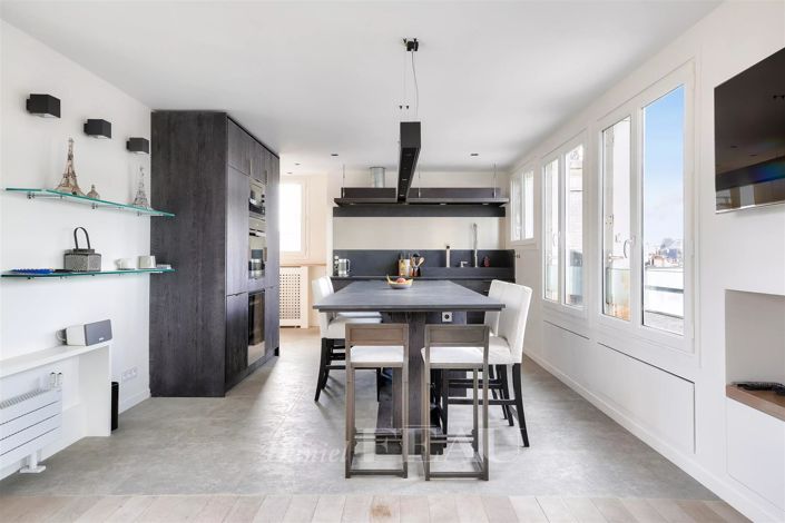 Image No.9-3 Bed Apartment for sale