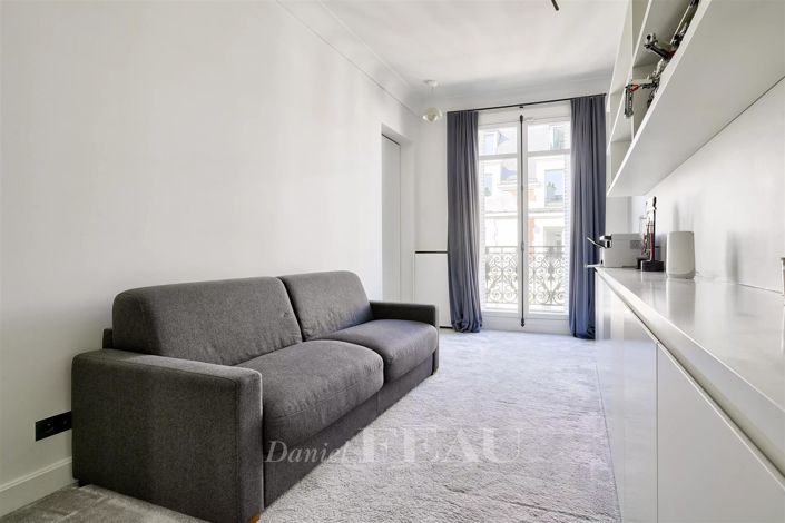 Image No.22-5 Bed Apartment for sale