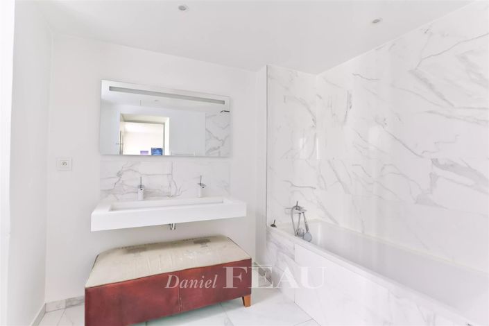 Image No.6-4 Bed Apartment for sale