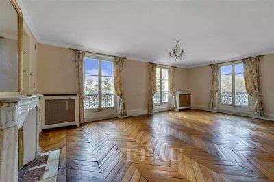 4 Bed Apartment for sale