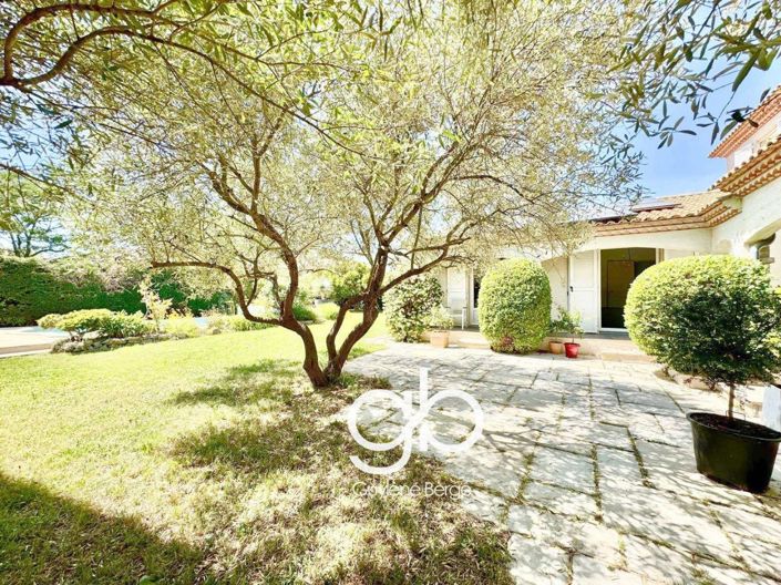 Image No.4-5 Bed House for sale