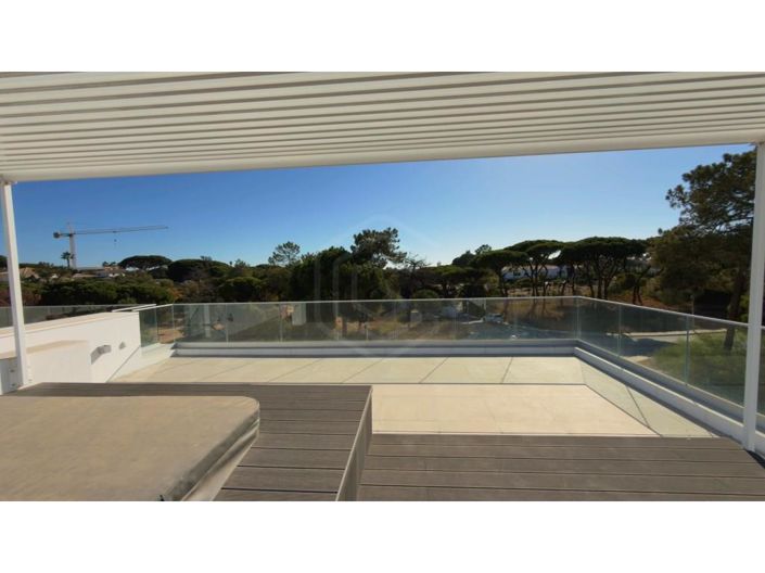 Image No.52-3 Bed House for sale