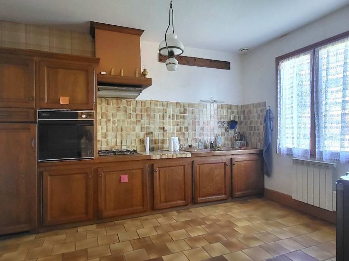 Image No.3-4 Bed House for sale