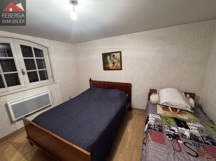 Image No.24-4 Bed House for sale