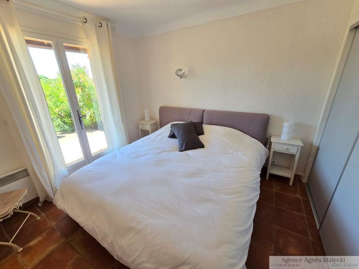 Image No.13-4 Bed House for sale