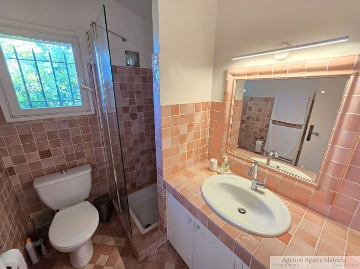 Image No.15-4 Bed House for sale