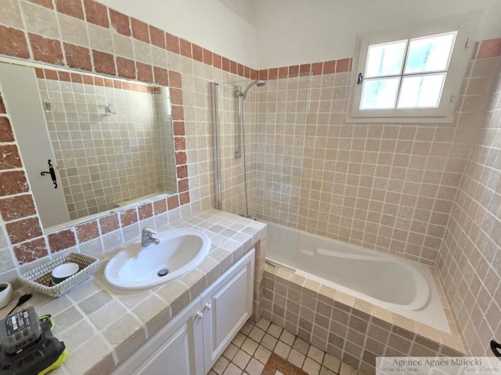 Image No.14-3 Bed House for sale