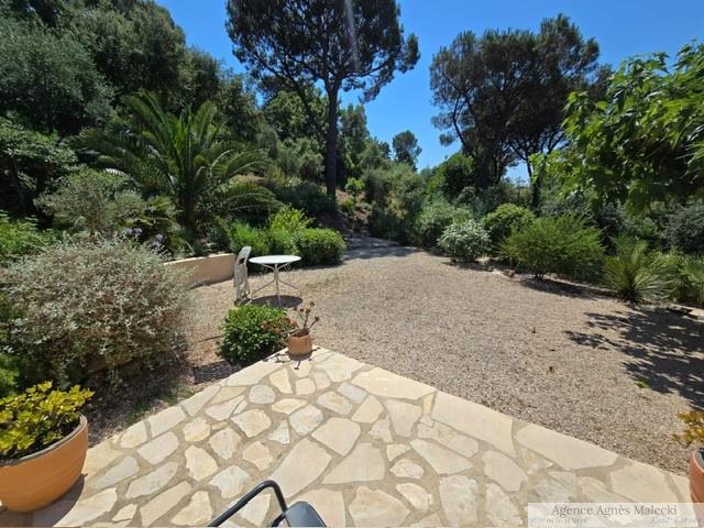 Image No.2-3 Bed House for sale