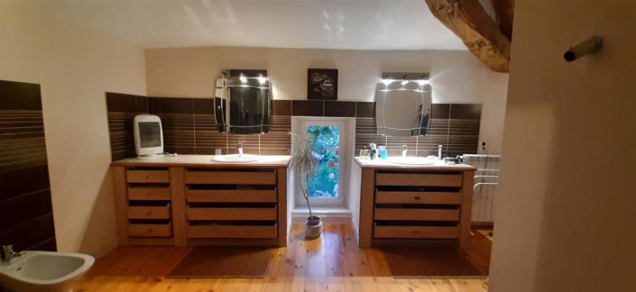 Image No.21-5 Bed House for sale