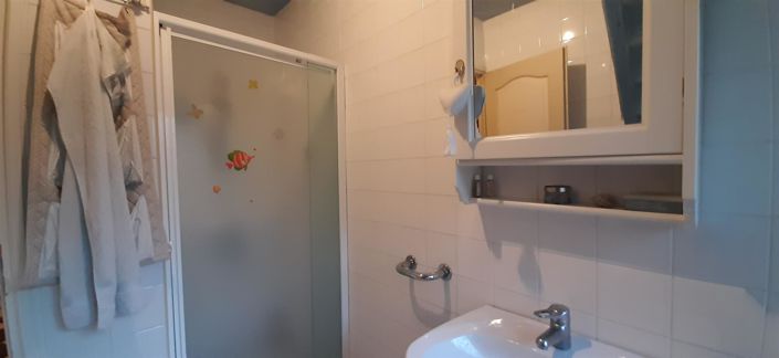 Image No.25-5 Bed House for sale