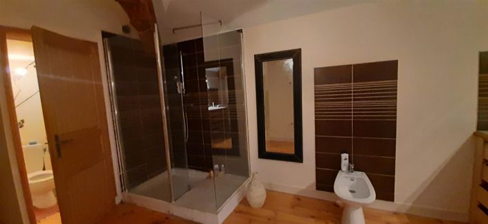 Image No.32-5 Bed House for sale