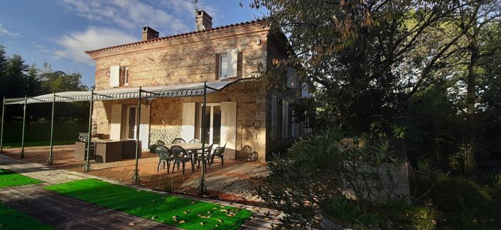 Image No.42-5 Bed House for sale