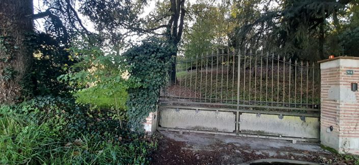 Image No.6-5 Bed House for sale