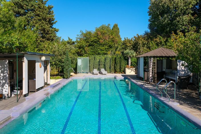 Image No.3-4 Bed House for sale