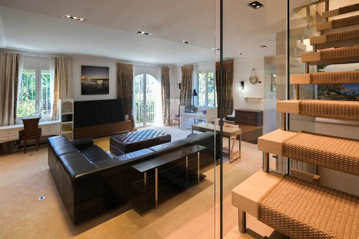 Image No.7-4 Bed House for sale