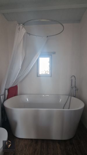 Image No.11-6 Bed House for sale