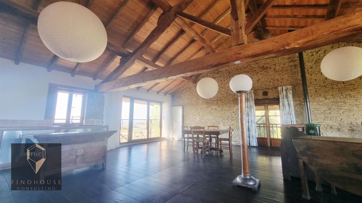 Image No.21-6 Bed House for sale