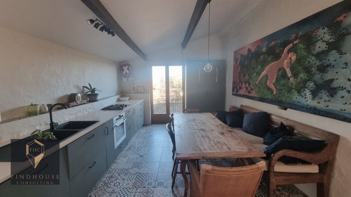 Image No.5-6 Bed House for sale