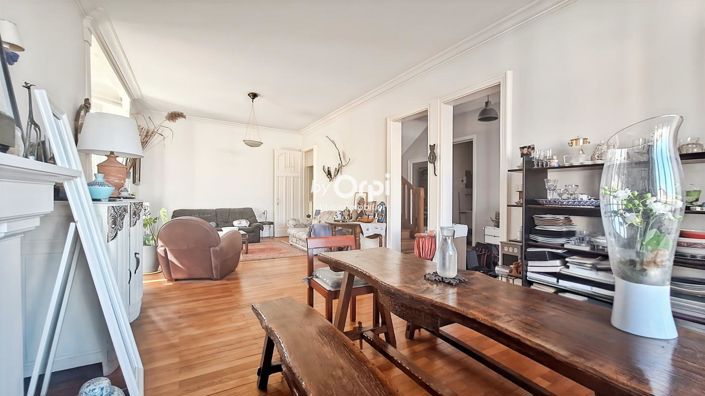 Image No.4-6 Bed House for sale