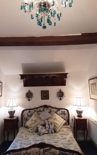 Image No.16-6 Bed House for sale