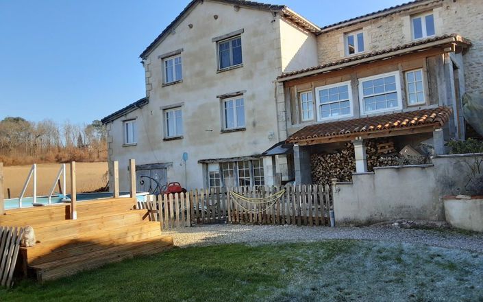 Image No.25-6 Bed House for sale