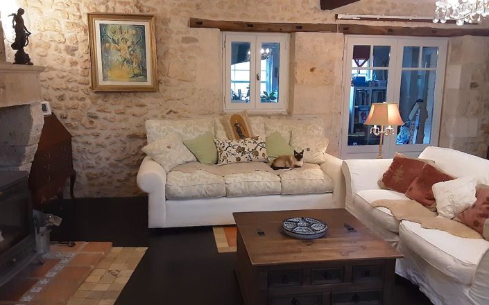 Image No.26-6 Bed House for sale