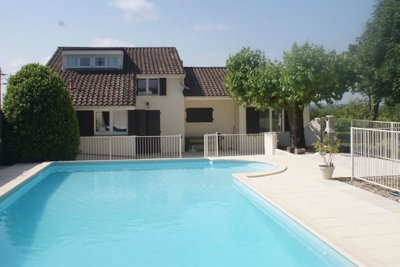 Maison de 5 chambres à vendre à Villefranche-de-Lonchat