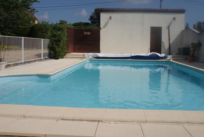 Image No.10-5 Bed House for sale