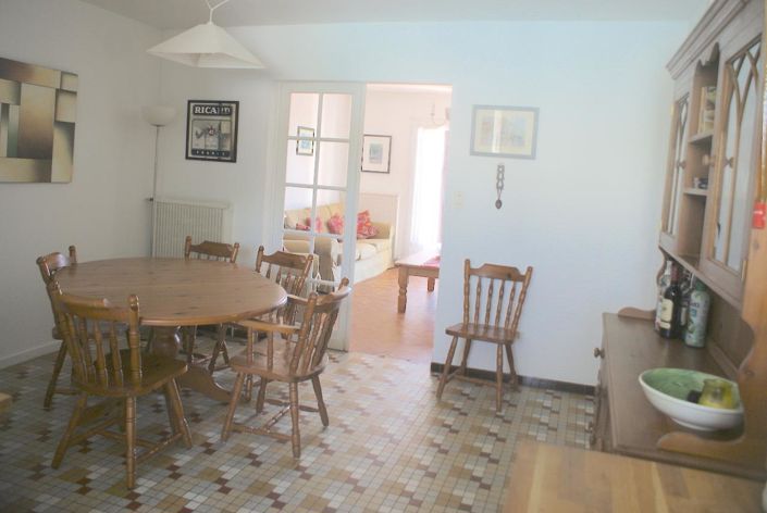 Image No.2-5 Bed House for sale