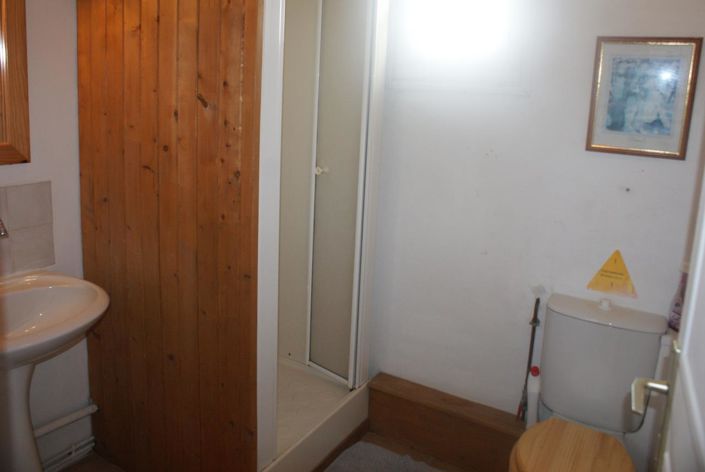 Image No.23-5 Bed House for sale