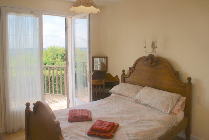 Image No.8-5 Bed House for sale