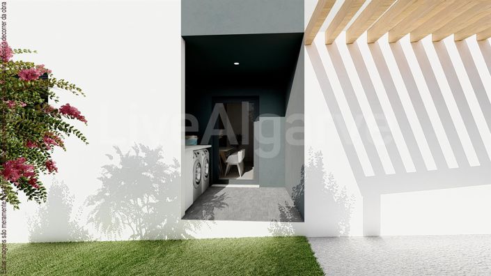 Image No.10-4 Bed House for sale