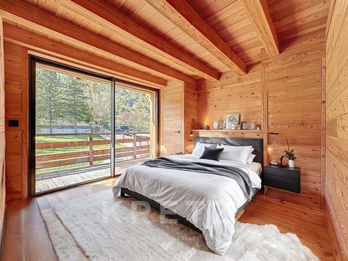 Image No.11-6 Bed House for sale