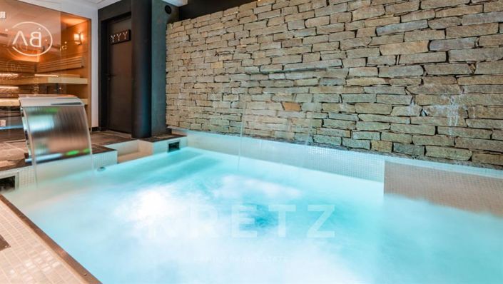 Image No.19-6 Bed House for sale