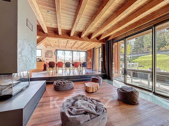 Image No.5-6 Bed House for sale